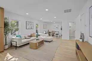 695 Gate Post Dr, Mount Pleasant, SC 29464 - Photo 17