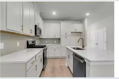 5043 Blackberry Lane Lane, Ravenel, SC 29470 - Photo 5