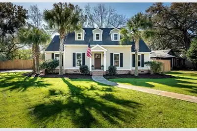 925 Jacksnipe Lane, Mount Pleasant, SC 29464 - Photo 1