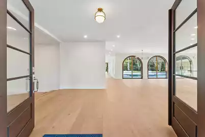 924 White Point Boulevard, Charleston, SC 29412 - Photo 5