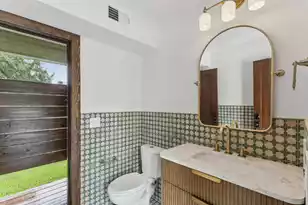 924 White Point Blvd, Charleston, SC 29412 - Photo 29