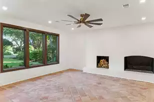 924 White Point Blvd, Charleston, SC 29412 - Photo 11