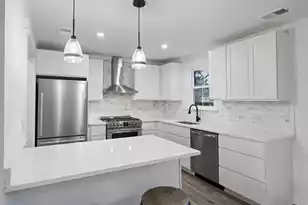 1328 Hermitage Ave, Charleston, SC 29412 - Photo 13