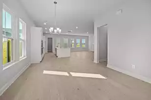 1010 Yucca St, Summerville, SC 29485 - Photo 5