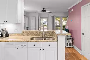 1351 Cassidy Ct, Mount Pleasant, SC 29464 - Photo 9