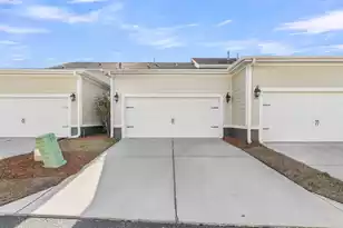 3452 Yarmouth Dr, Mount Pleasant, SC 29466 - Photo 3