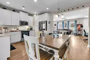 3452 Yarmouth Dr, Mount Pleasant, SC 29466 - Photo 11