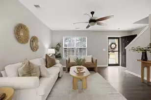 100 Bainsbury Ln, Summerville, SC 29483 - Photo 5