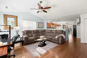 100 Hornby Cir, Goose Creek, SC 29445 - Photo 9