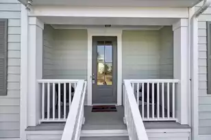 1543 Prince Edward St, Mount Pleasant, SC 29466 - Photo 5