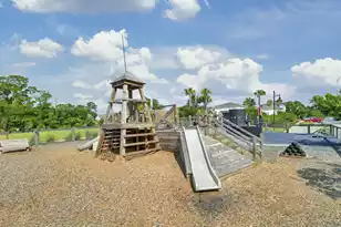 1543 Prince Edward St, Mount Pleasant, SC 29466 - Photo 81