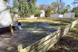 39 McMillan St, Bamberg, SC 29003 - Photo 13