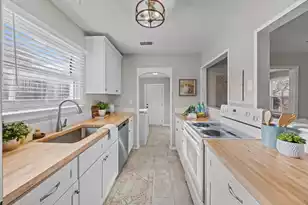 1214 Hawthorne Cir, Hanahan, SC 29410 - Photo 9