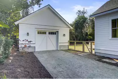 2021 Frampton Avenue, Charleston, SC 29412 - Photo 3