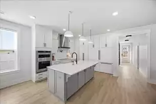 676 Blueway Ave, Summerville, SC 29486 - Photo 13