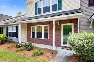 1201 Pine Bluff Dr, Summerville, SC 29483 - Photo 3