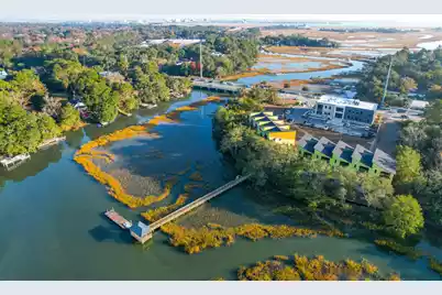 818 Curved Crk Court, Charleston, SC 29412 - Photo 11