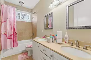 111 Amanda Cir, Goose Creek, SC 29445 - Photo 11