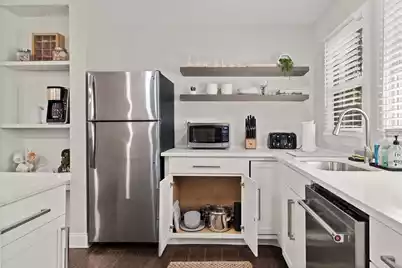 2611 Oakridge Circle N, North Charleston, SC 29420 - Photo 11