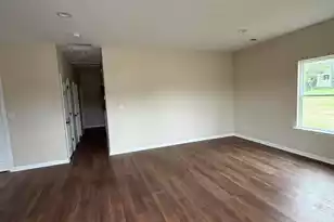 208 Avocada Dr, Santee, SC 29142 - Photo 5