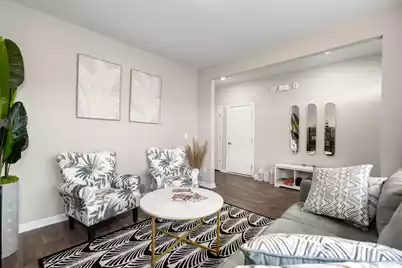 178 Cloverleaf Street, Summerville, SC 29483 - Photo 3