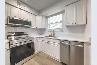 114 Luden Drive #B, Summerville, SC 29483 - Photo 5