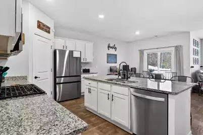 133 Cloverleaf Street, Summerville, SC 29483 - Photo 9