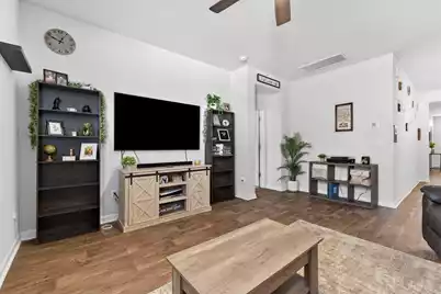 133 Cloverleaf Street, Summerville, SC 29483 - Photo 5