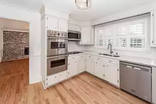 705 Chatter Rd, Mount Pleasant, SC 29464 - Photo 13