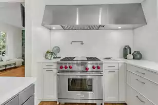 14 1/2 Murray Blvd, Charleston, SC 29401 - Photo 19