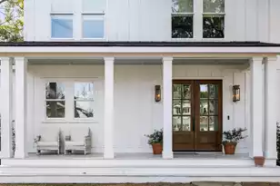 1331 Pherigo St, Mount Pleasant, SC 29464 - Photo 3