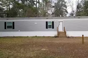 203 Poplar St, Walterboro, SC 29488 - Photo 1