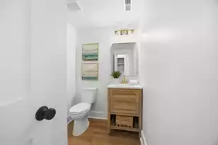 1672 Hunter's Run Dr, Mount Pleasant, SC 29464 - Photo 11