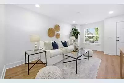 1672 Hunters Run Drive, Mount Pleasant, SC 29464 - Photo 9