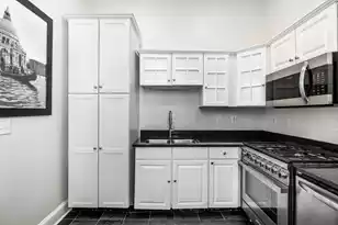 180 Broad St, Charleston, SC 29401 - Photo 13