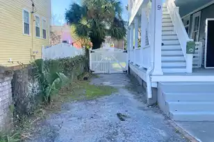 9 Gadsden St, Charleston, SC 29401 - Photo 17