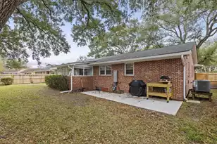 746 Longfellow Rd, Charleston, SC 29407 - Photo 23