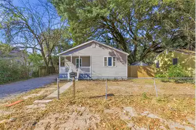 2762 Surrey Drive E, North Charleston, SC 29405 - Photo 1
