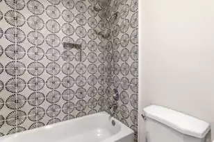 2762 Surrey Dr E, North Charleston, SC 29405 - Photo 9