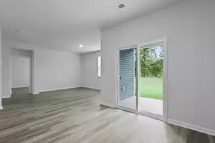 563 Lk Rdg Blvd, Summerville, SC 29486 - Photo 13