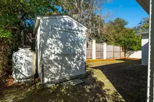 138 Rose Ln, Mount Pleasant, SC 29464 - Photo 39