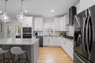 2816 Waterpointe Cir, Mount Pleasant, SC 29466 - Photo 15