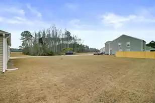 405 Brooks Dr, Holly Hill, SC 29059 - Photo 39