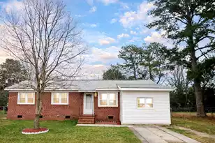 426 Clarine Dr, Goose Creek, SC 29445 - Photo 3