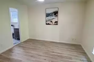 2010 Armory Dr, Mount Pleasant, SC 29466 - Photo 9