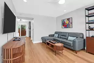 12 George St, Charleston, SC 29401 - Photo 5