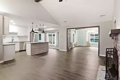 203 Violet Drive, Summerville, SC 29483 - Photo 9