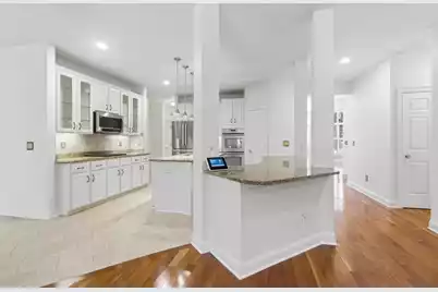 3334 Merion Place, Mount Pleasant, SC 29466 - Photo 11