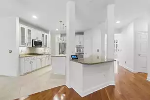 3334 Merion Pl, Mount Pleasant, SC 29466 - Photo 11