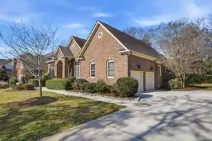 3334 Merion Pl, Mount Pleasant, SC 29466 - Photo 3